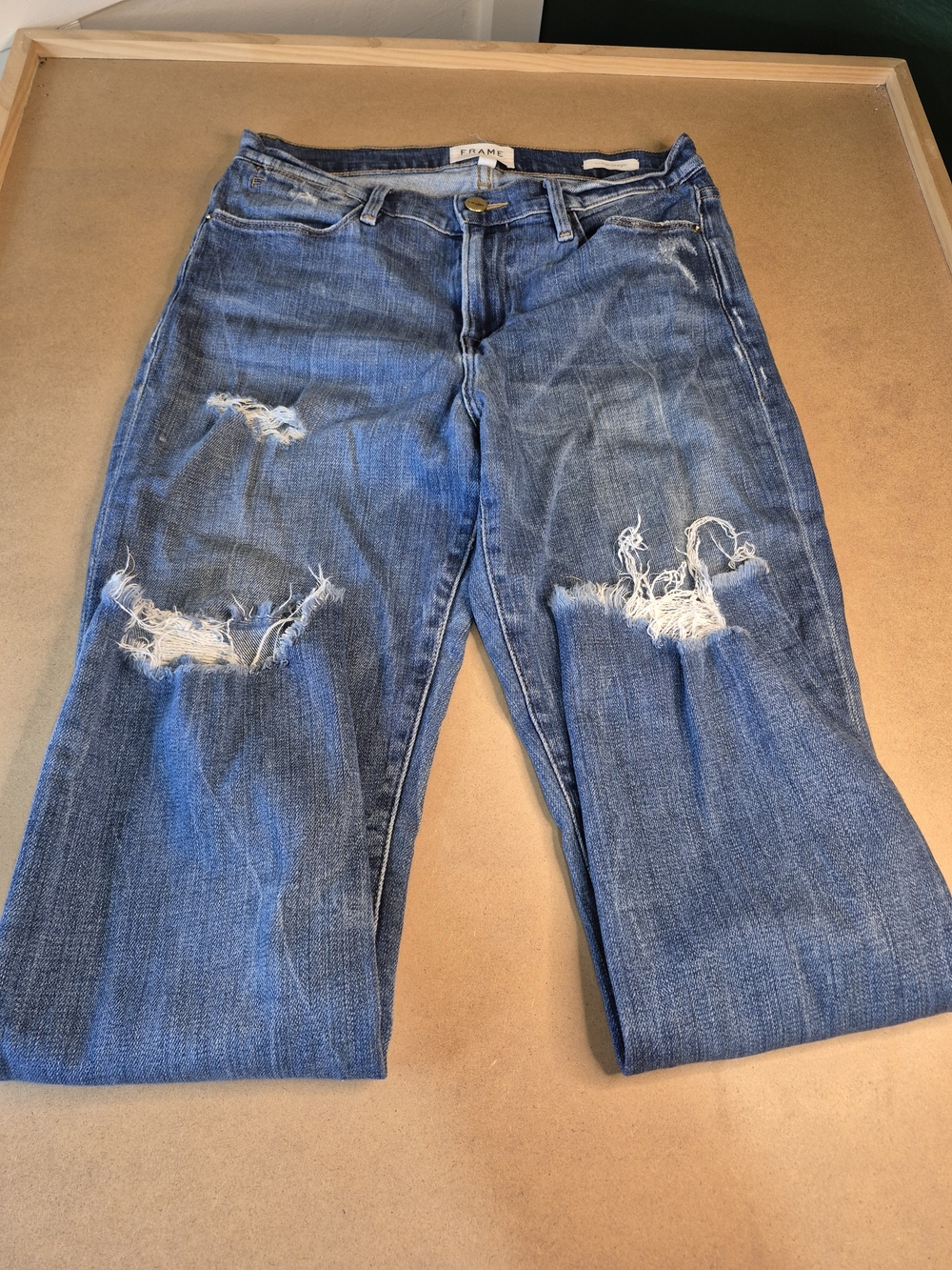 Frame Denim Distressed Straight-Leg Jeans in Blue